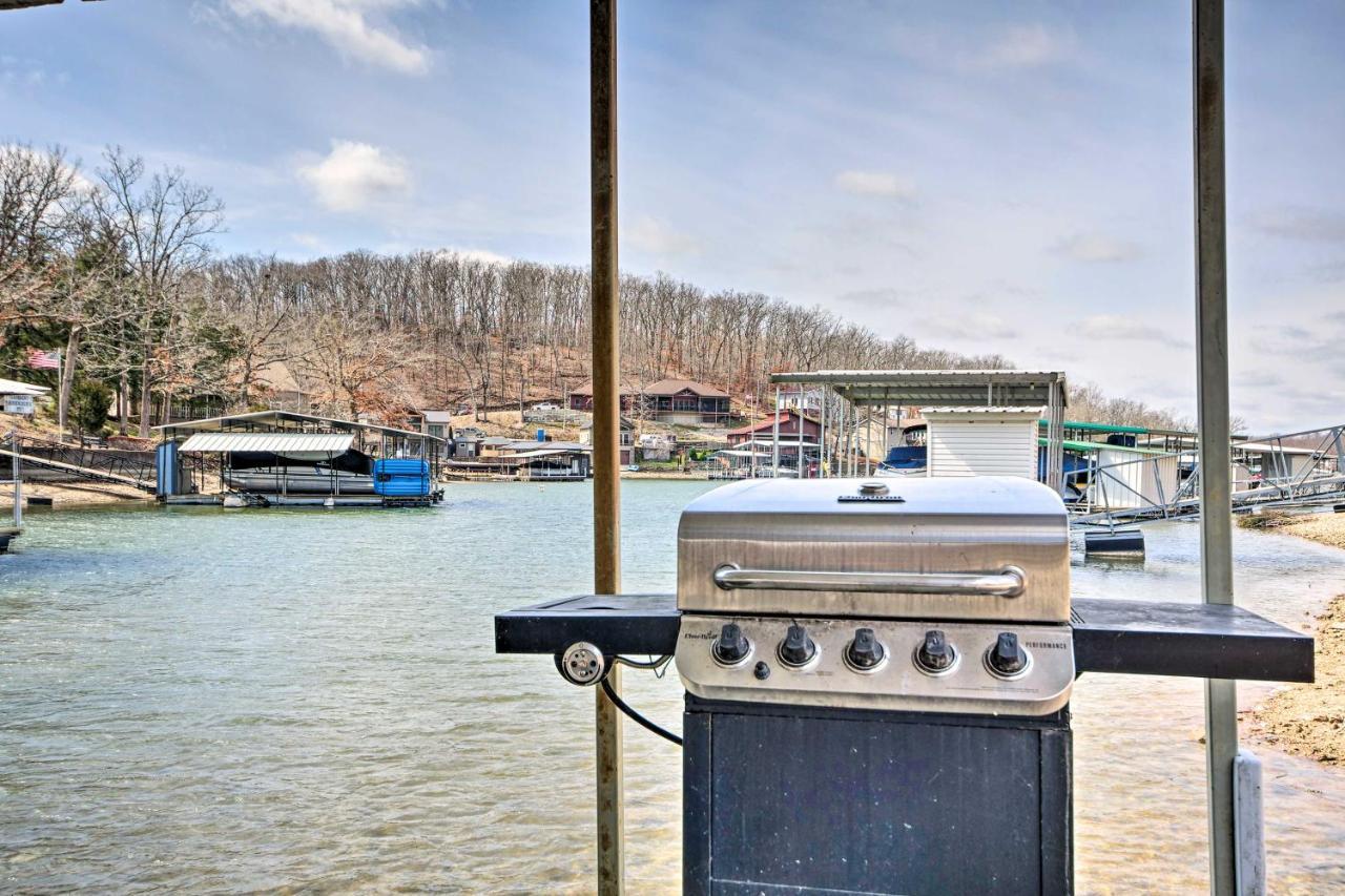 Lakefront Rocky Mount Home With Dock And Fire Pit المظهر الخارجي الصورة