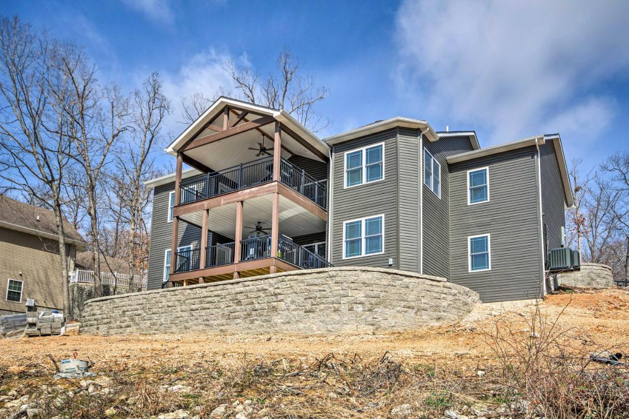 Lakefront Rocky Mount Home With Dock And Fire Pit المظهر الخارجي الصورة